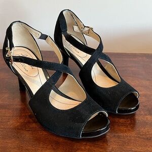 Life Stride black suede like peep toe pumps Size 7